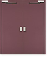 <strong>Simas two-panel doors for lifts</strong> are ideal for industrial and professional applications, they are solid and sturdy.